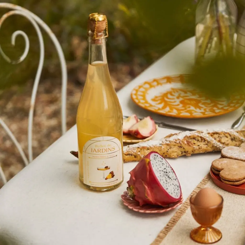 bulles-de-raisin-blanc-noix-75-cl-cocktail-sans-alcool-505181_1100x.webp